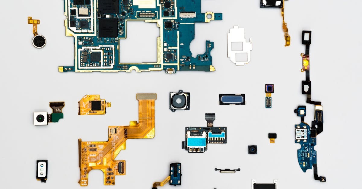 Inspection and Testing Procedures in Refurbishing Electronic Devices